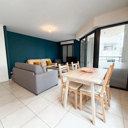 Charming Terrace With Garden Views - Center * Канны