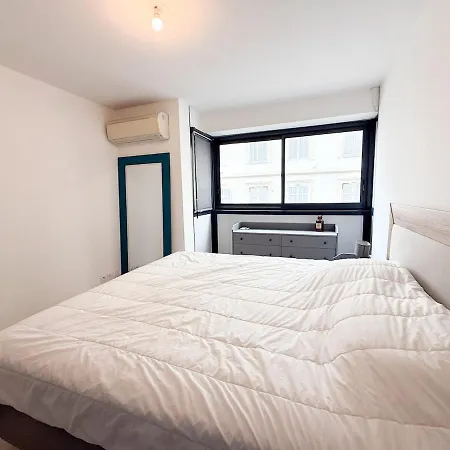 Charming Terrace With Garden Views - Center *